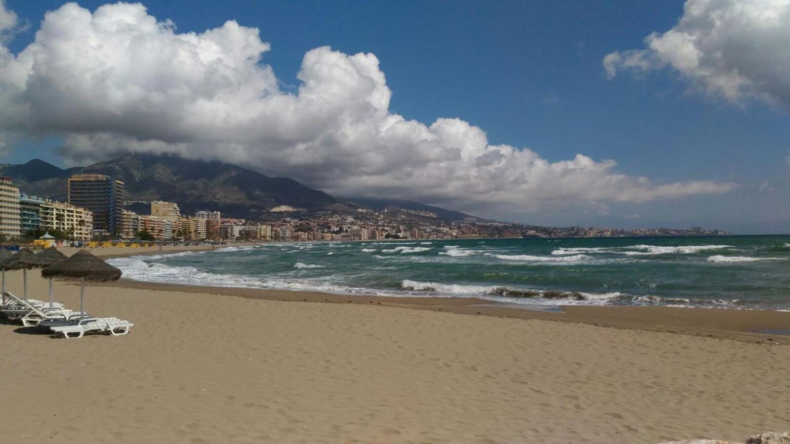 Apartamento Con Vistas Fuengirola Luaran gambar